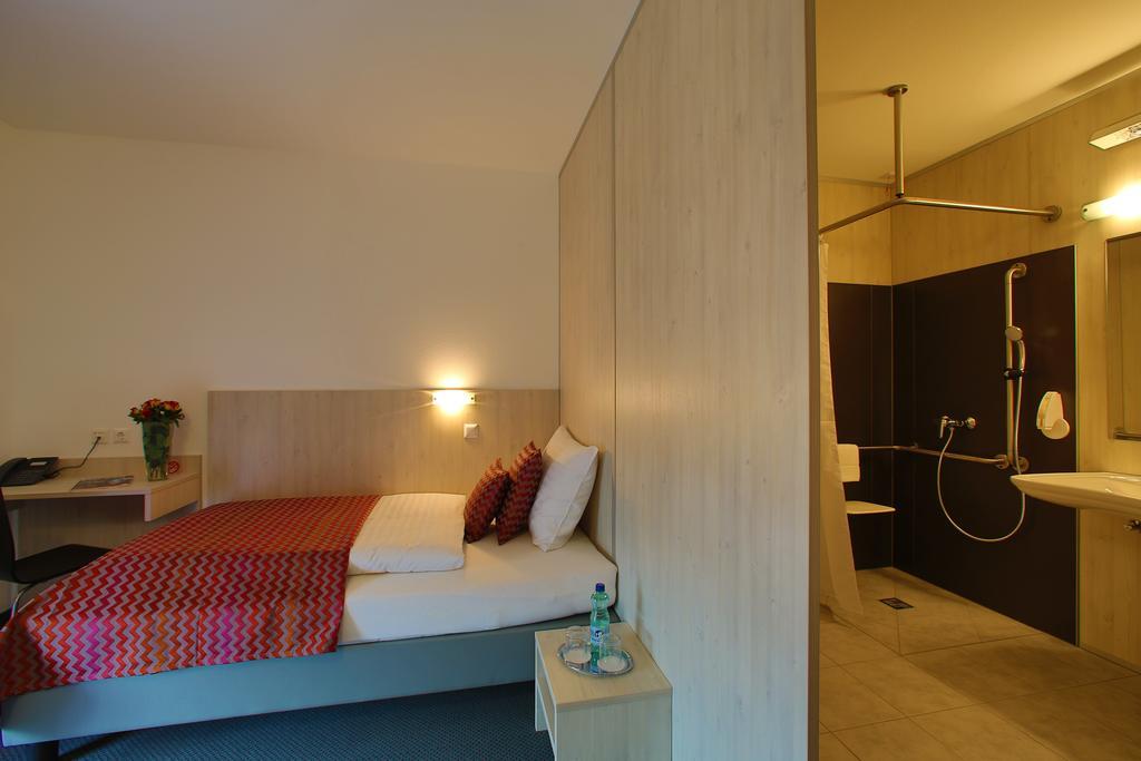 Best Sleep Hotel Spielberg Bei Knittelfeld Phòng bức ảnh