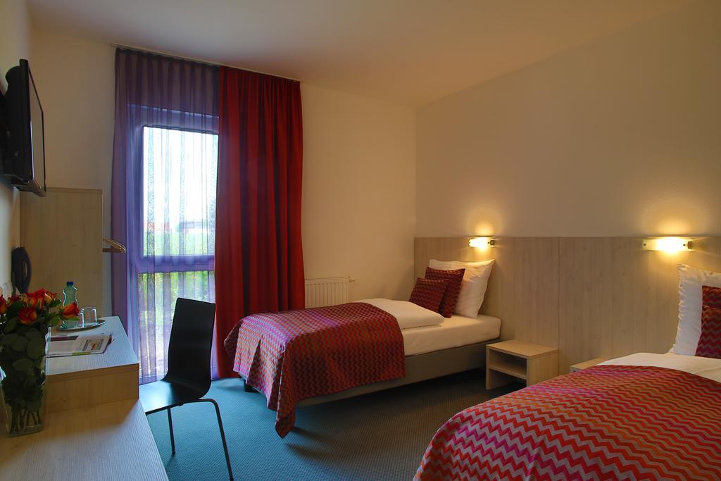 Best Sleep Hotel Spielberg Bei Knittelfeld Ngoại thất bức ảnh